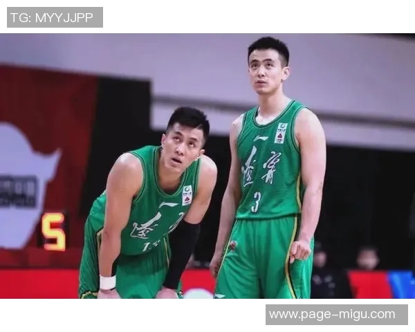 哈德森的传奇旅程探索他在篮球历史上的辉煌与影响力 哈德森的传奇旅程探索他在篮球历史上的辉煌与影响力